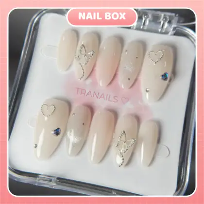 Nail box Bướm Bạc