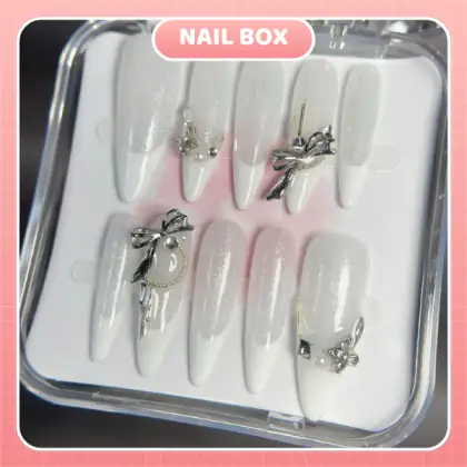 Nail box Nơ Bạc