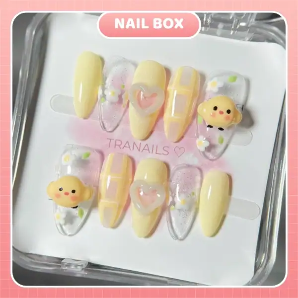 Nail box Gà Con