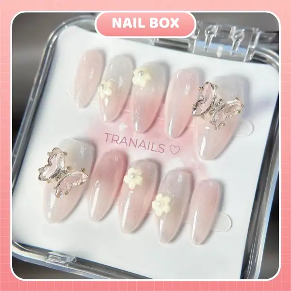 Nail box cánh bướm